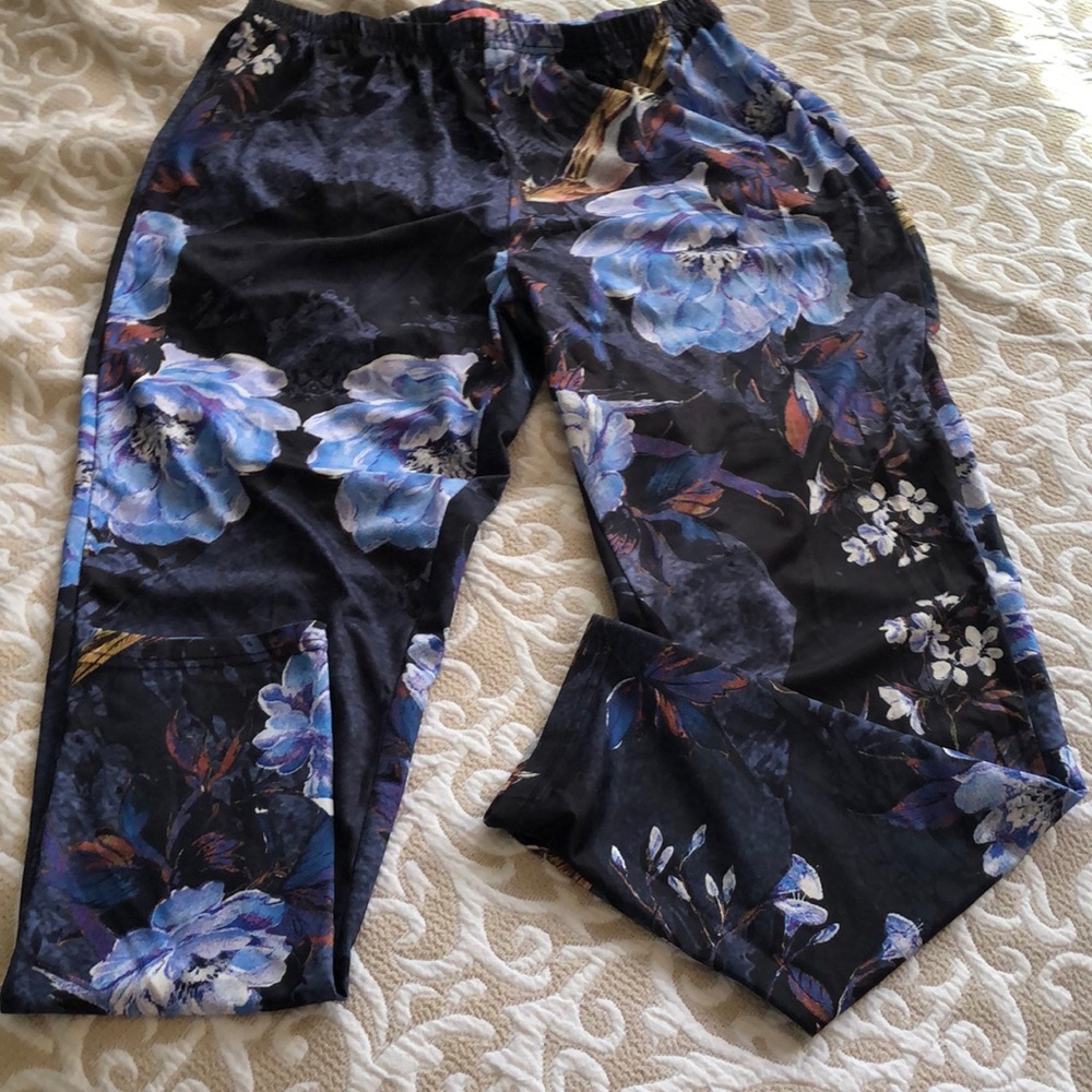 NWT blue black leggings simply Astor 1X/2X